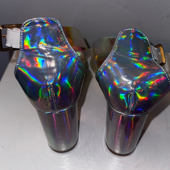 Holographic Chunky Heels - Picture 3 of 4
